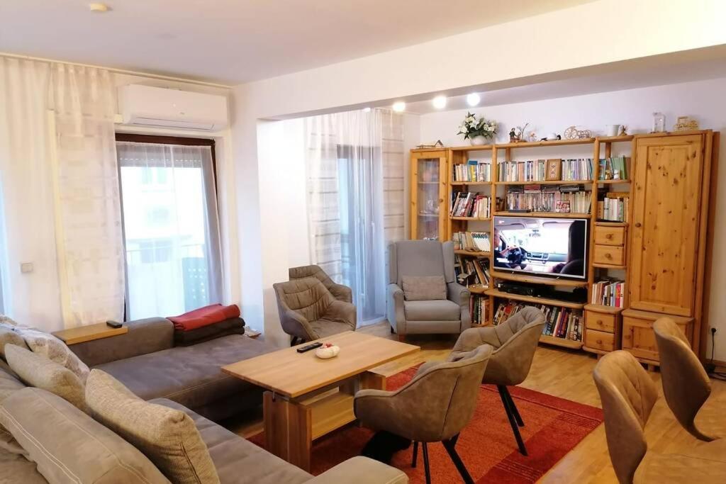 Beste Lage Im Zentrum Und Am Hofgarten 150Qm Mit Klima, 2Xbalkon, Aufzug, Familienfreundlich Bayreuth Buitenkant foto